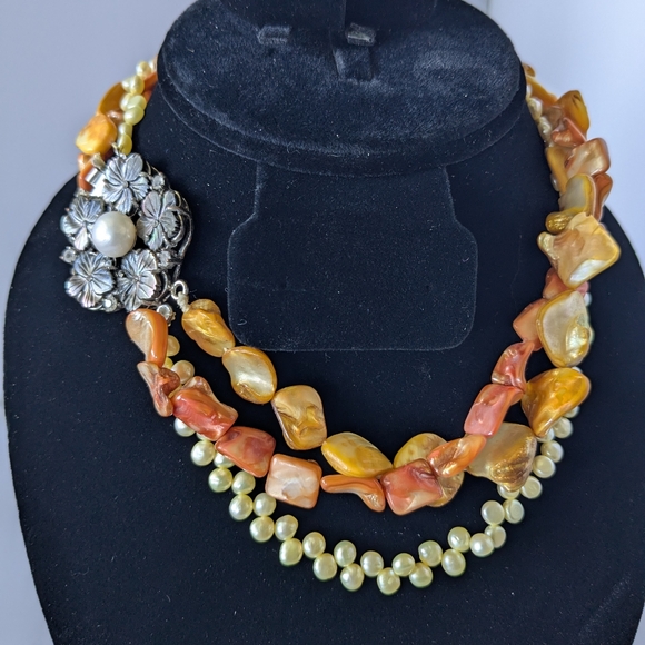 Elegant Multi-Strand Pearl and Shell Necklace - Picture 1 of 2